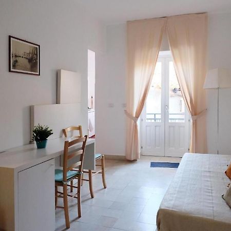 Nuova Mastrarua Rooms Сиракуза Екстериор снимка