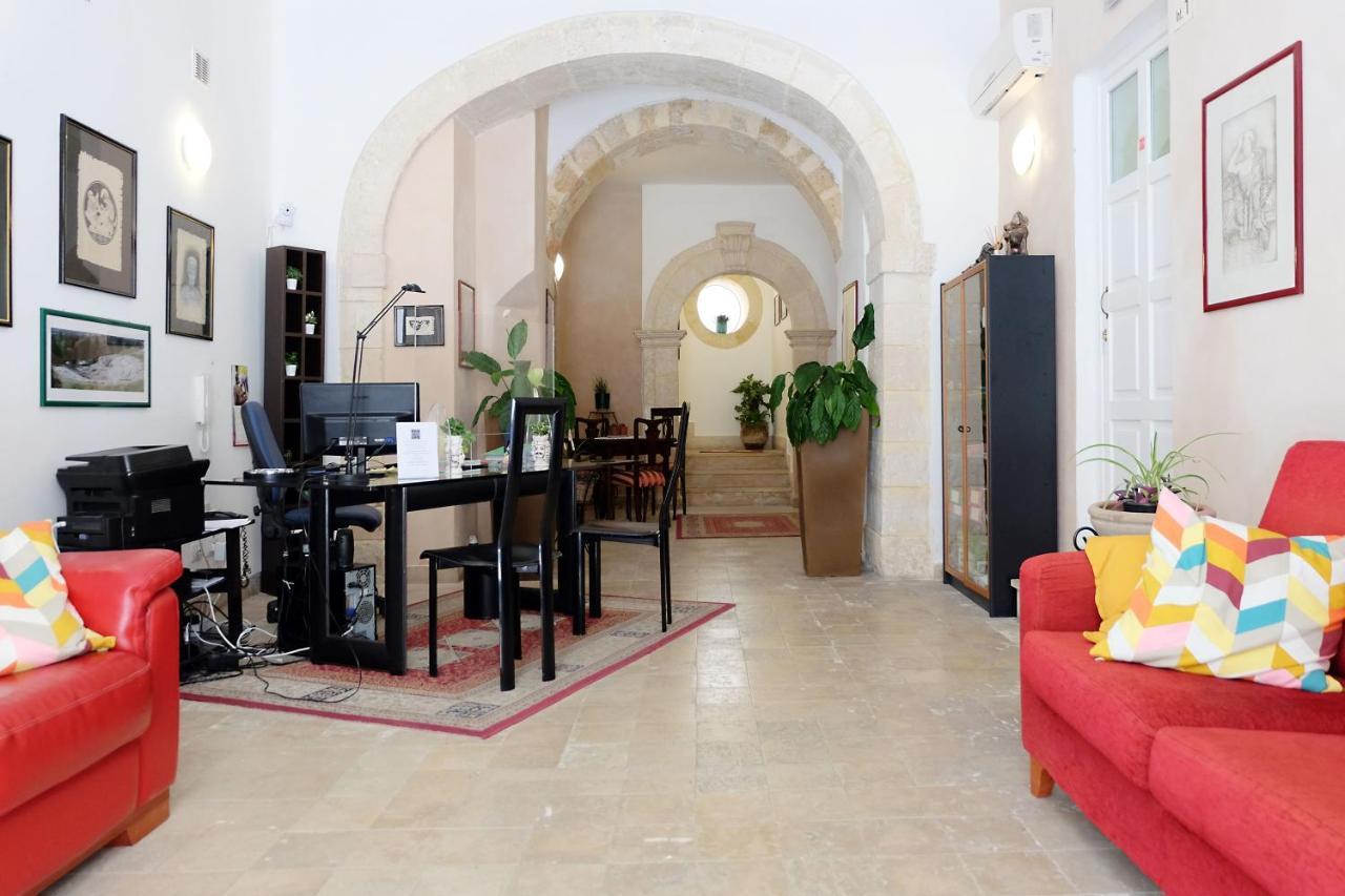 Nuova Mastrarua Rooms Сиракуза Екстериор снимка